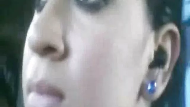La rubia videos caseros de maduras españolas durmió con un taxista en el auto.