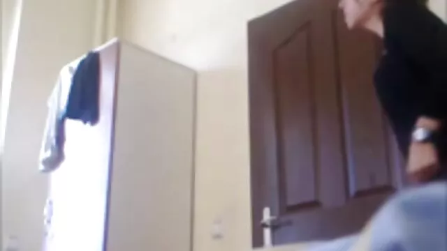 Hermanas gemelas maduras infieles follando
