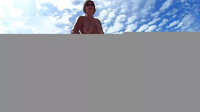 Mamá es diligente en posición de videos xxx señoras mexicanas perrito