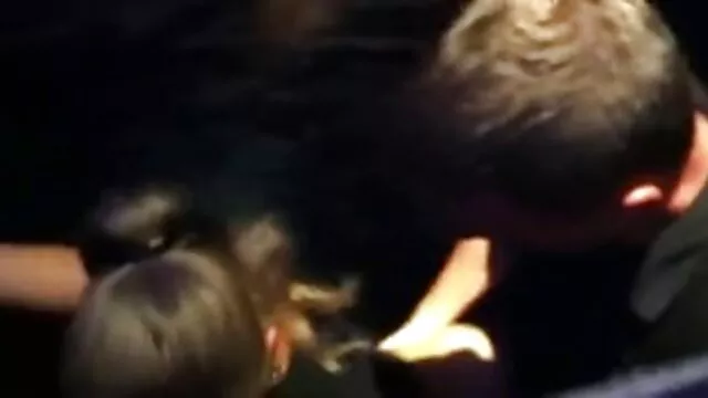 Corrida en maduras follando xvideos las mejillas 997