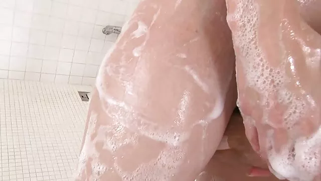 Claramente videos de lesvianas maduras follada al amante