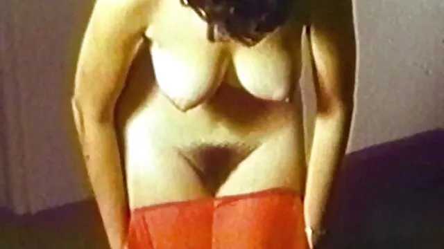 Linda maduras de 50 follando hija