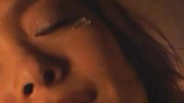 PORNO Adolescente sexy le encanta chupar maduras peludas x y lamer el culo