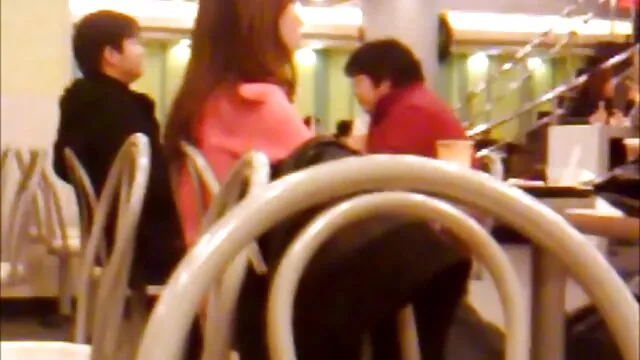 Rubia saltando sobre una videos maduras cojiendo polla negra