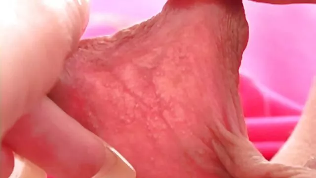PORNO DE BAÑO: gordo recogió videos de maduras colombianas a una prostituta
