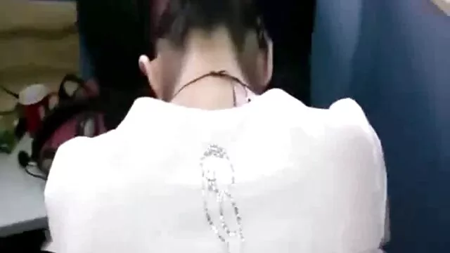 Lesbianas calientes maduras bien calientes lamiendo coños